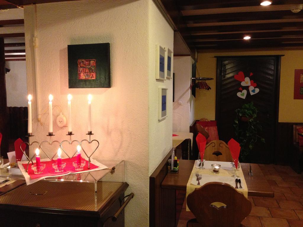 Hotel Restaurant Le Chalet Cortaillod Ngoại thất bức ảnh
