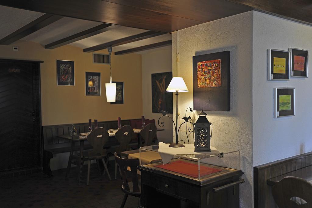 Hotel Restaurant Le Chalet Cortaillod Ngoại thất bức ảnh