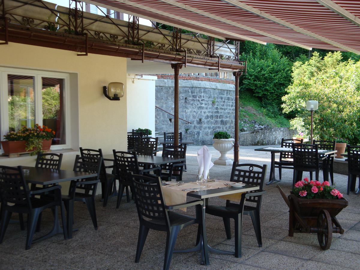 Hotel Restaurant Le Chalet Cortaillod Ngoại thất bức ảnh